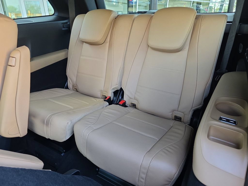 New 2026 Mercedes-Benz GLS 450 4MATIC image 15