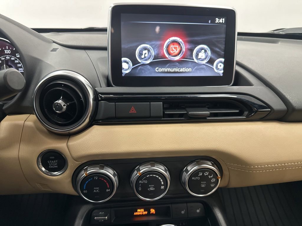 Used 2017 MAZDA MX-5 Miata RF Grand Touring image 28