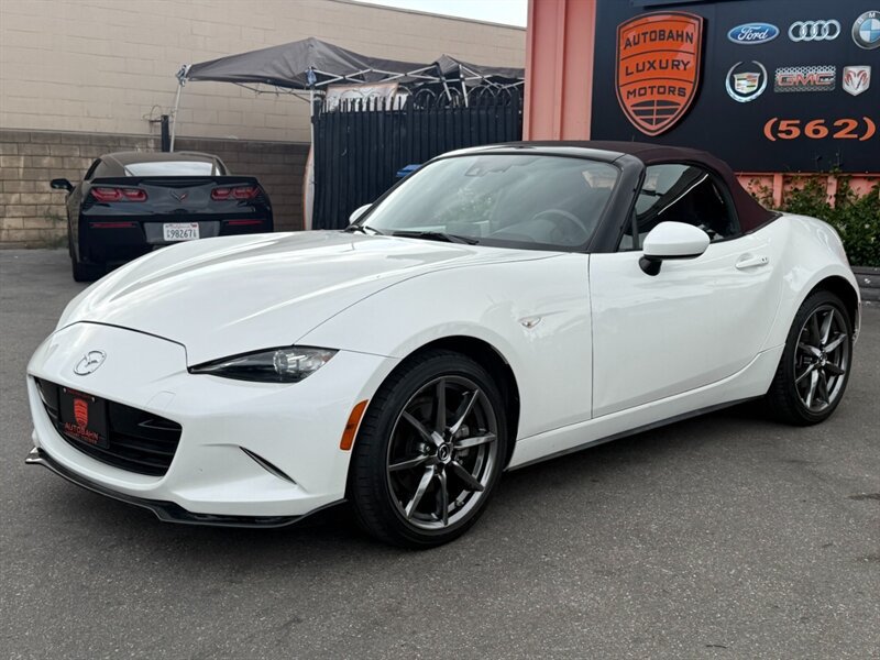 Used 2018 MAZDA MX-5 Miata Grand Touring RWD image 6