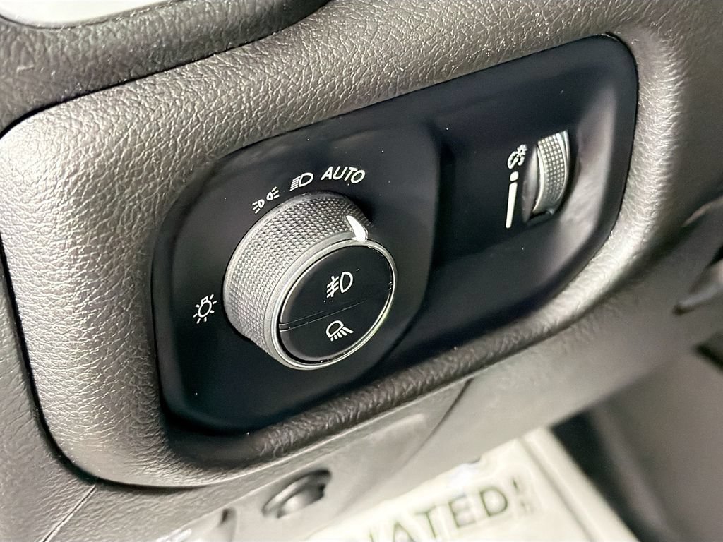 Used 2023 RAM 1500 Big Horn AWD/4WD image 10