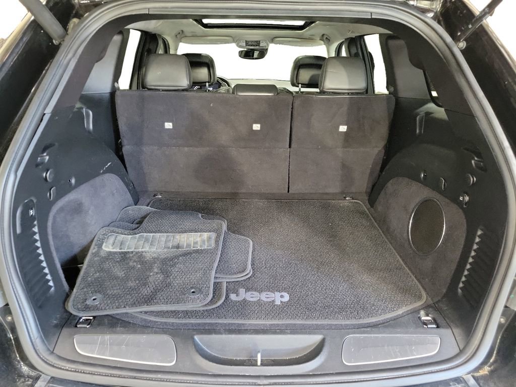 Used 2020 Jeep Grand Cherokee Summit w/ Platinum Series Group image 27