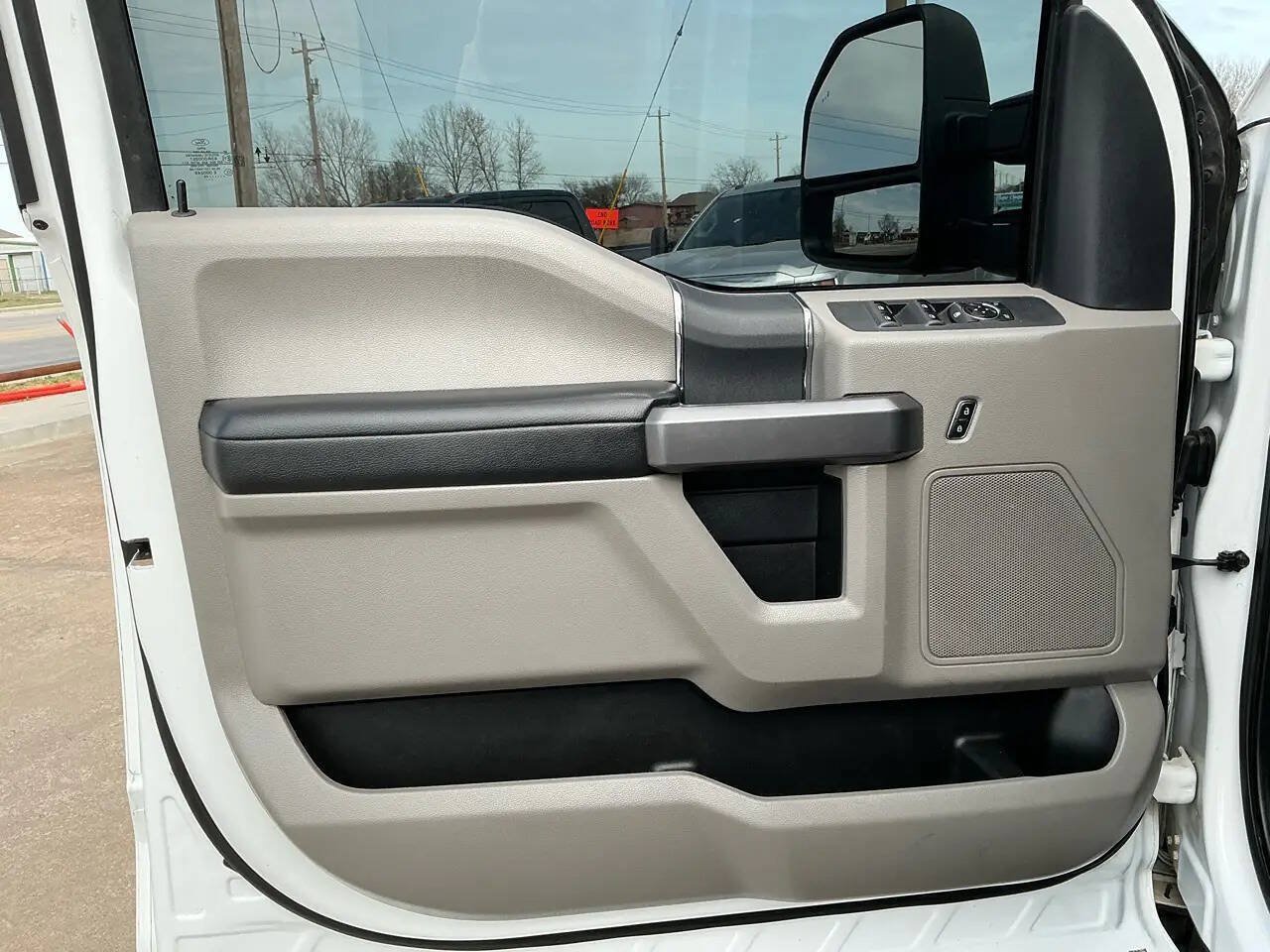 Used 2022 Ford F250 XLT w/ FX4 Off-Road Package AWD/4WD image 14