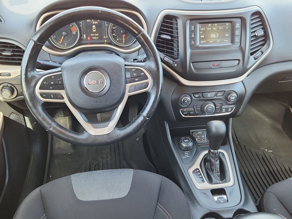 Used 2017 Jeep Cherokee Sport w/ Cold Weather Group image 16