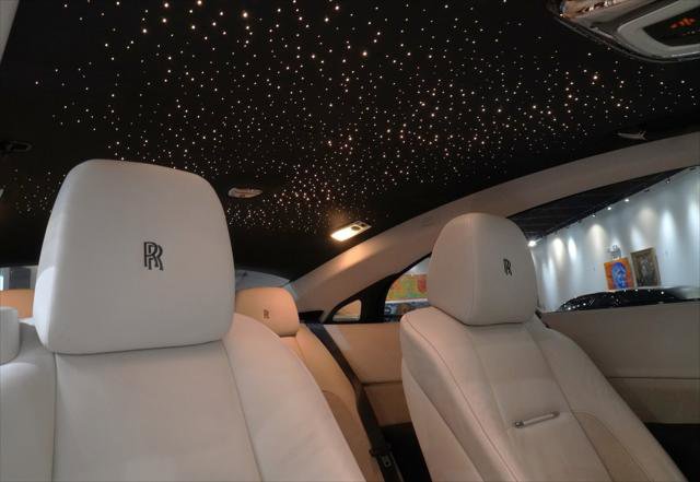 Used 2014 Rolls-Royce Wraith image 34