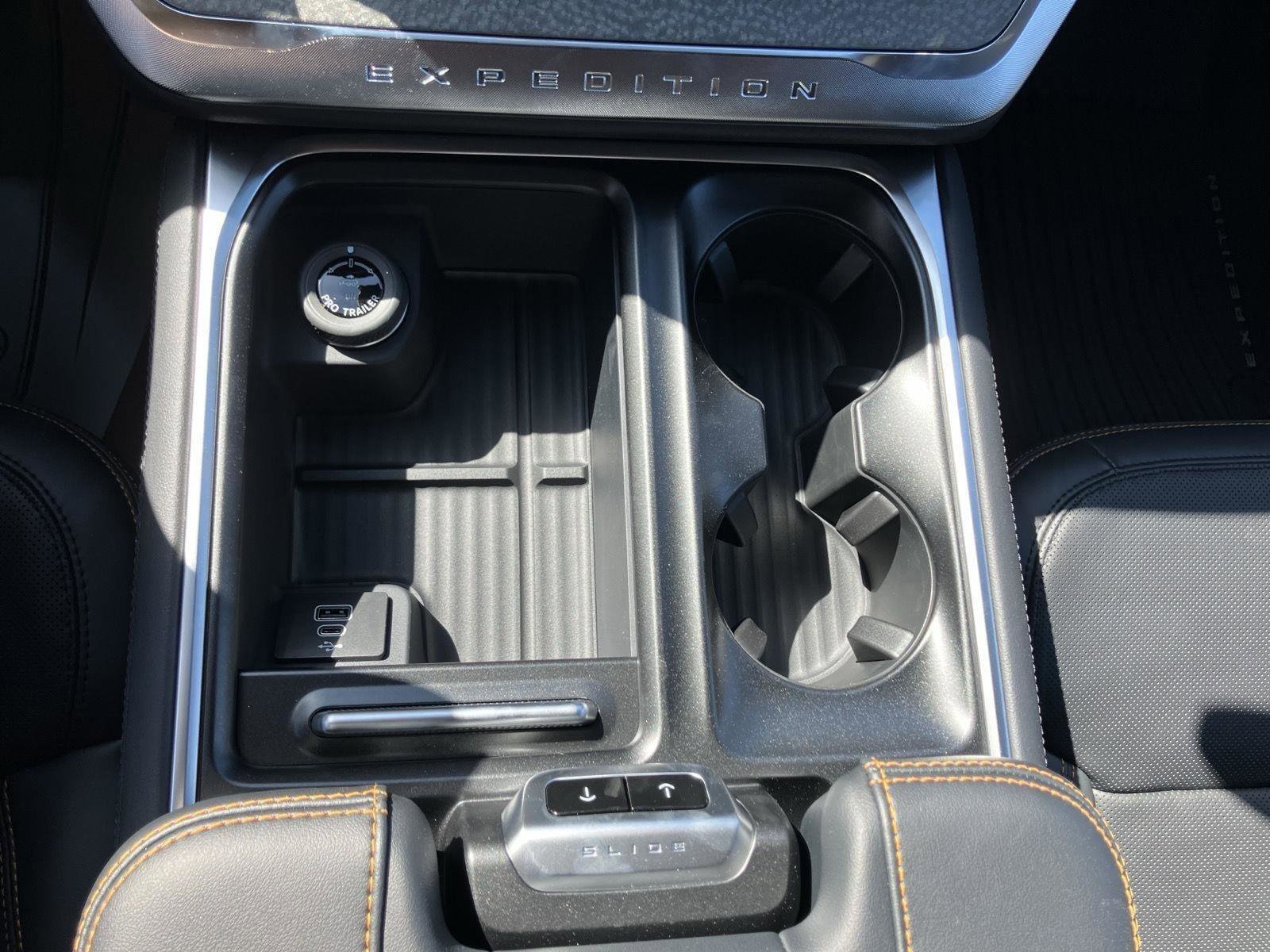 New 2026 Ford Expedition Tremor image 26