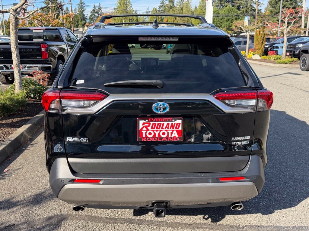 Certified 2022 Toyota RAV4 Limited AWD/4WD image 8