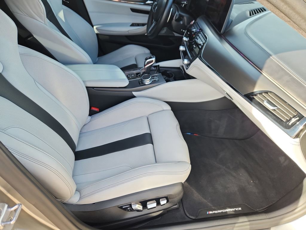Used 2021 BMW M5 w/ Competition Package image 13