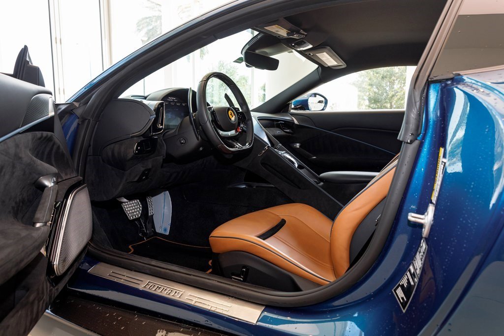 Used 2024 Ferrari Roma image 22