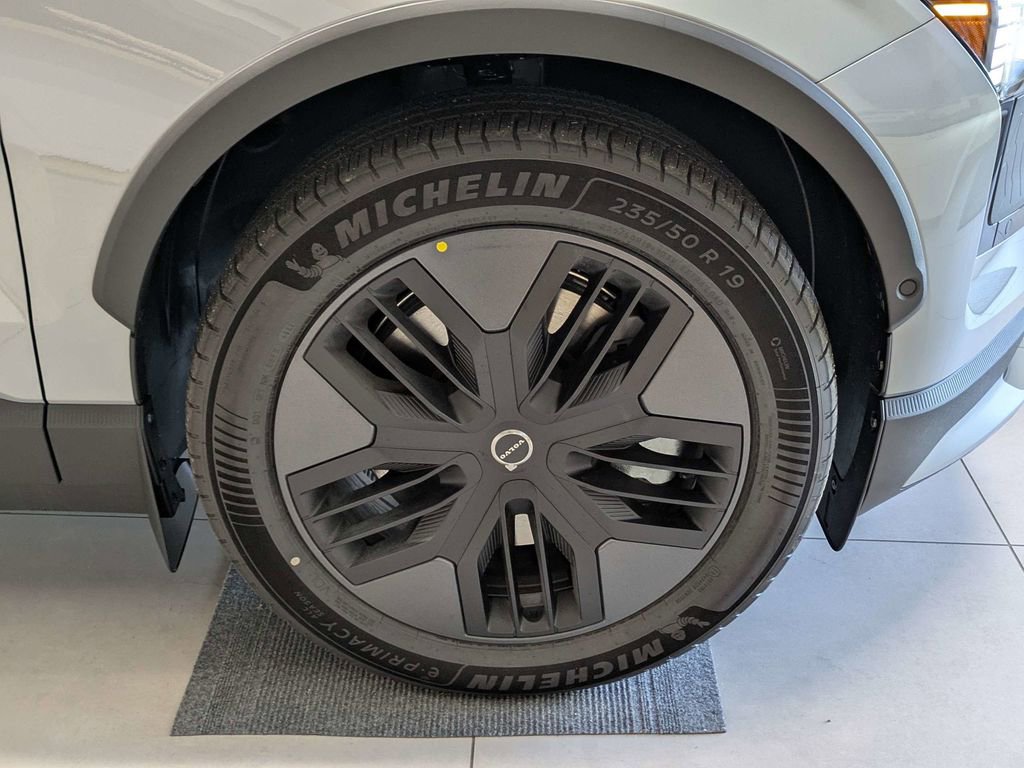 Used 2026 Volvo EX30 Cross Country Ultra w/ Protection Package Premier image 12