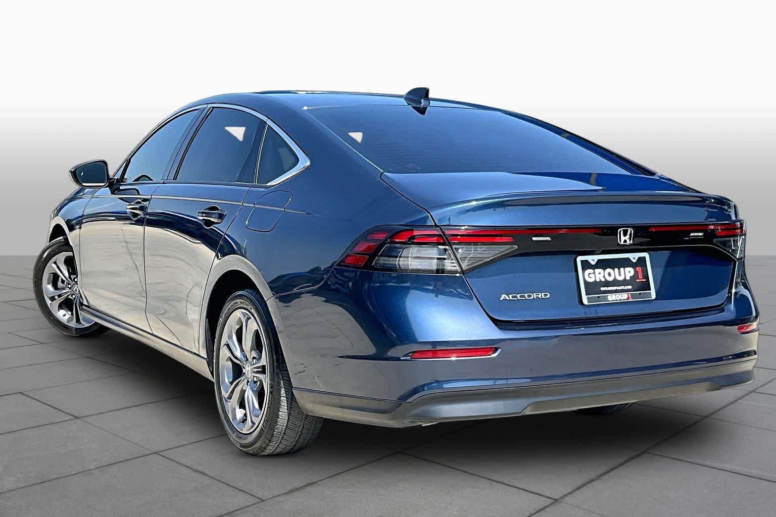Used 2023 Honda Accord EX image 12