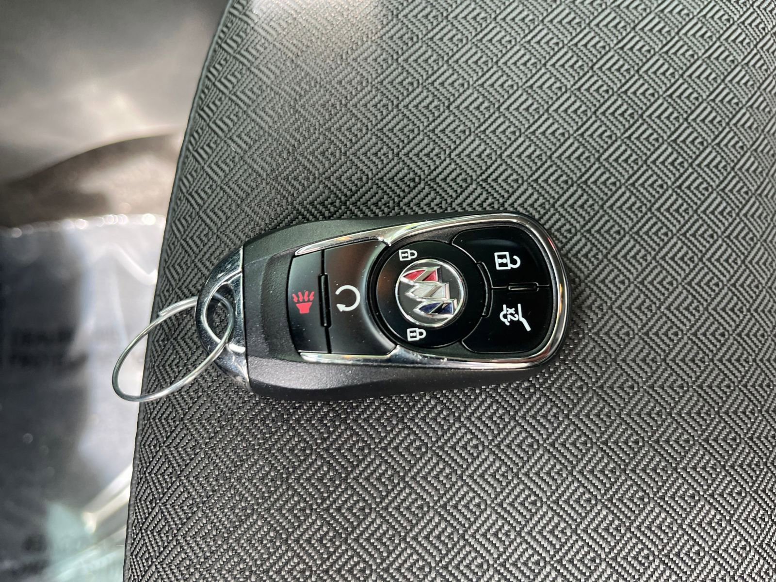 Used 2025 Buick Encore GX Preferred image 18