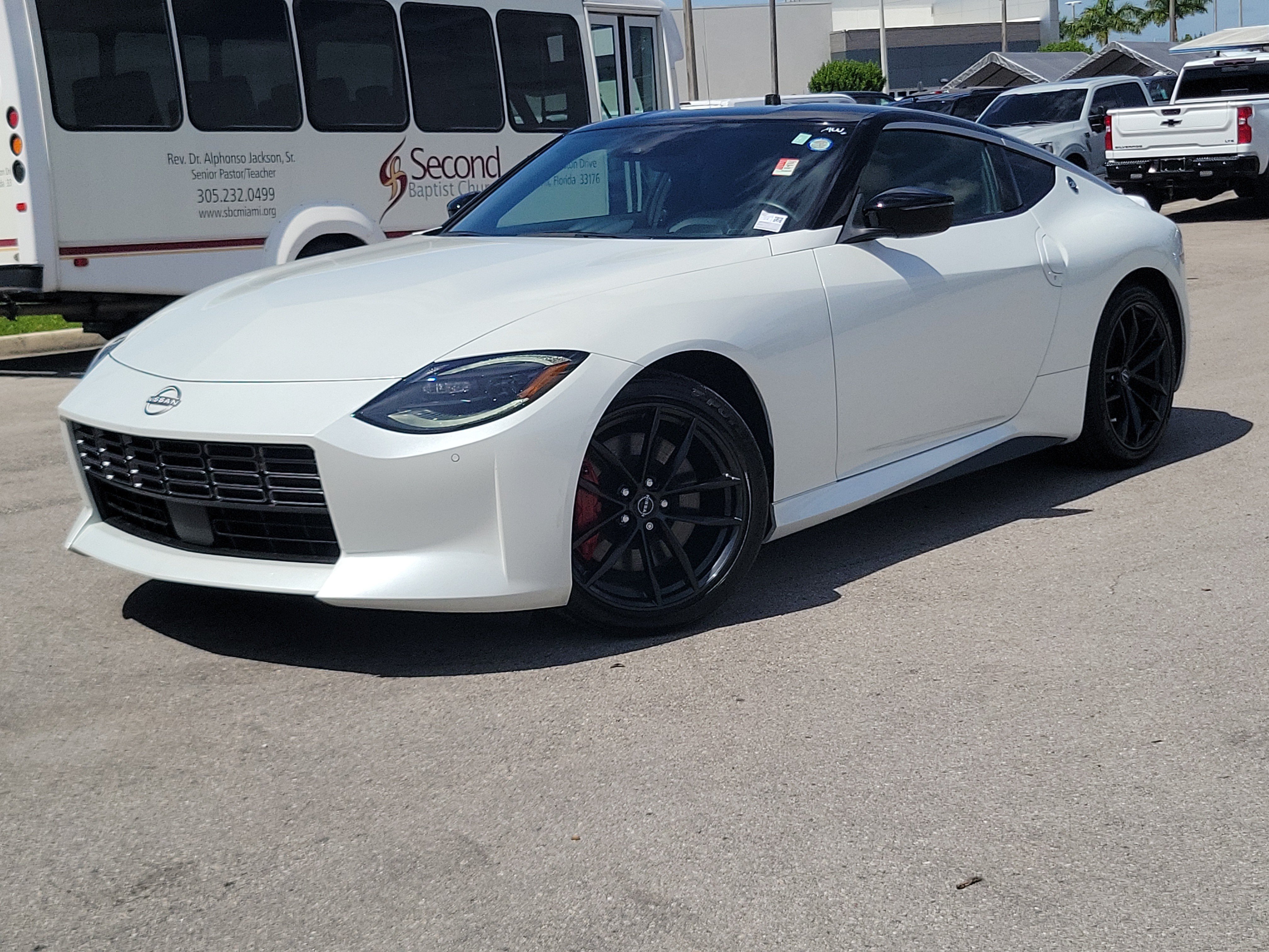 Used 2024 Nissan Z Performance w/ Floor Mat Package RWD image 32