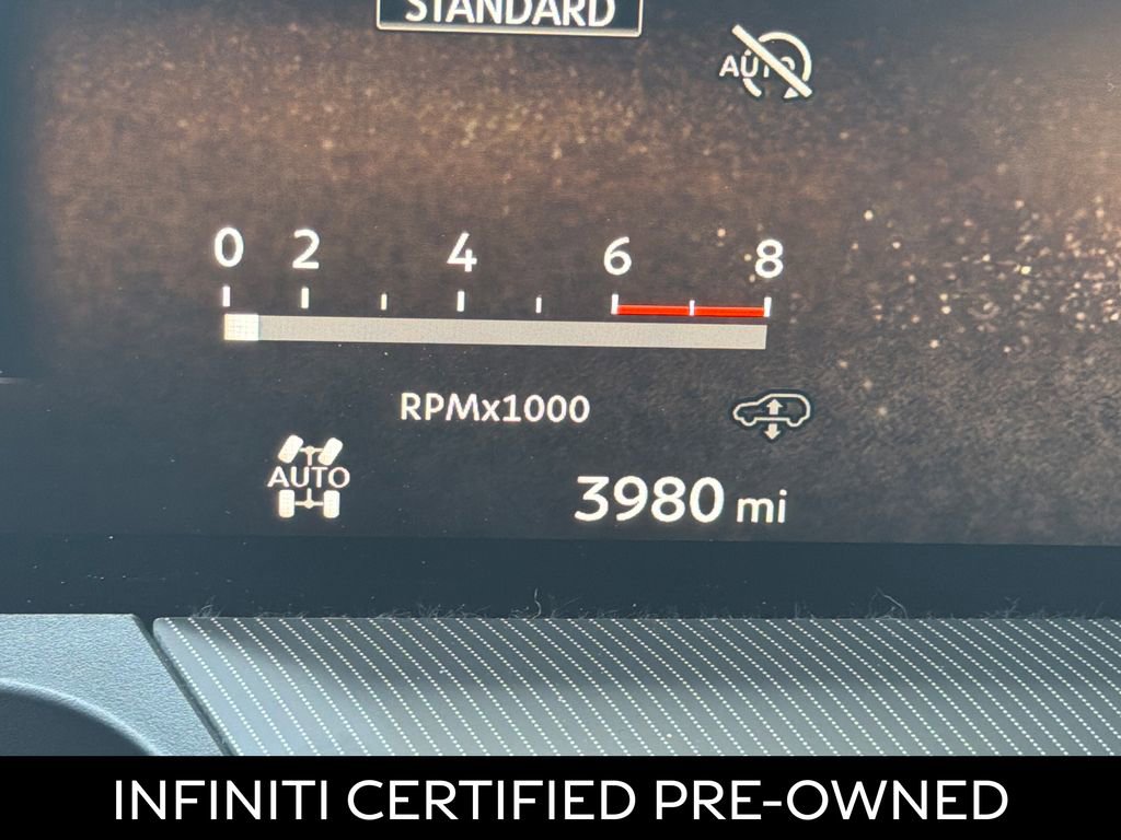 Certified 2025 INFINITI QX80 Luxe AWD/4WD image 4