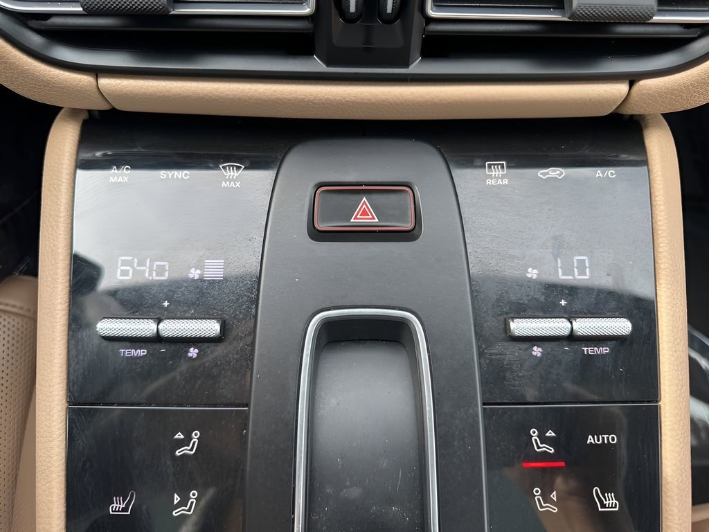 Used 2022 Porsche Macan image 21