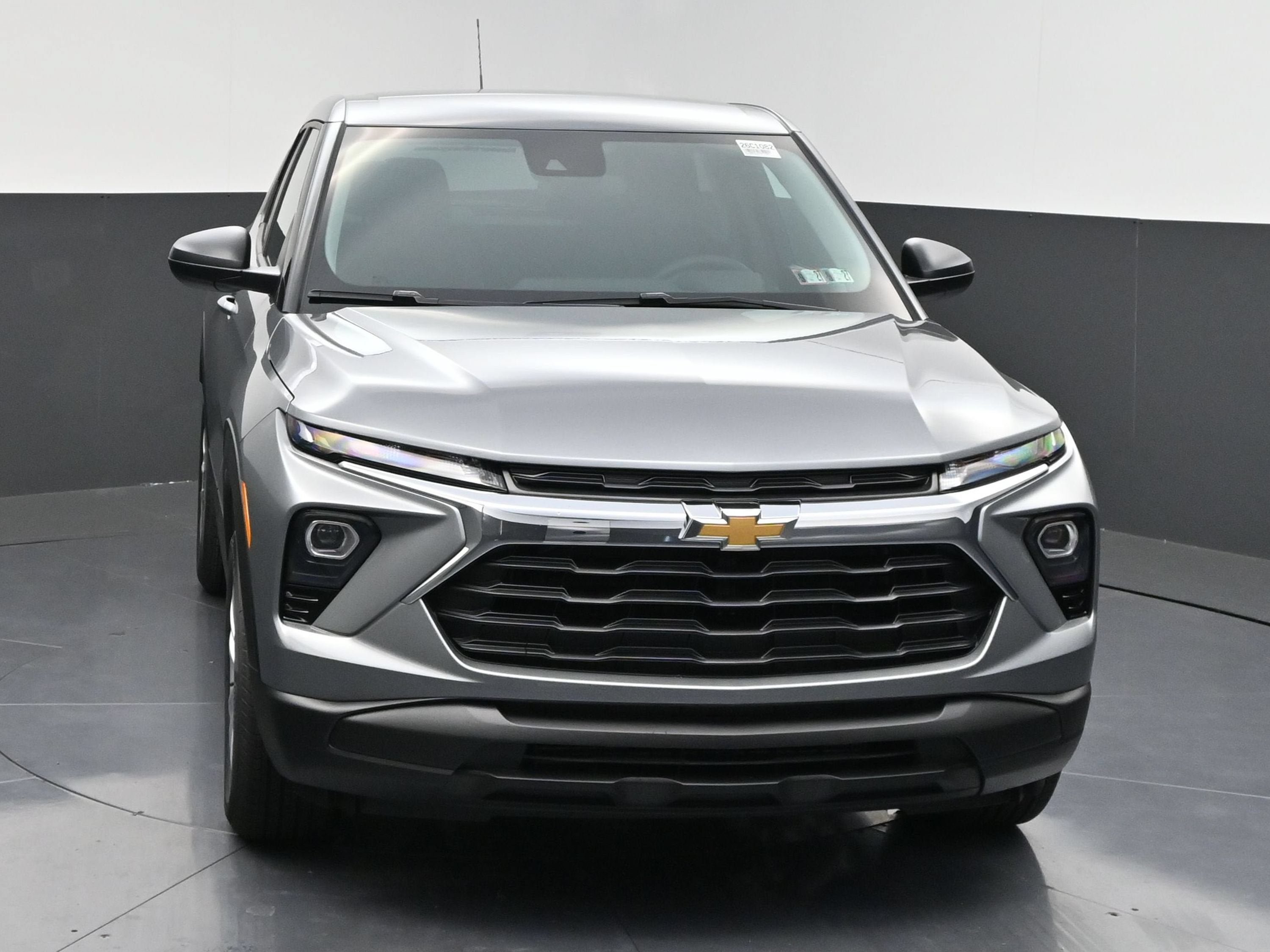 New 2026 Chevrolet TrailBlazer LS w/ LS Convenience Package AWD/4WD image 3