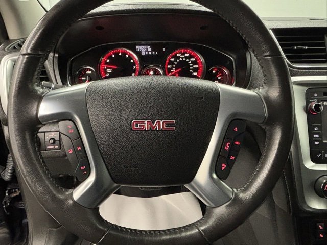 Used 2015 GMC Acadia SLE image 19