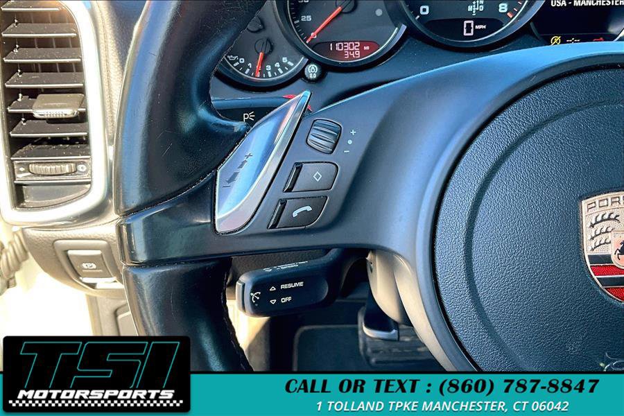 Used 2014 Porsche Cayenne Platinum Edition image 18