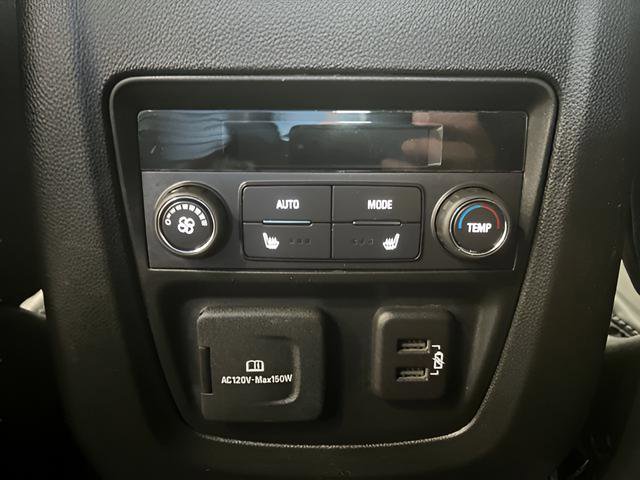 Used 2024 Buick Enclave Premium image 24