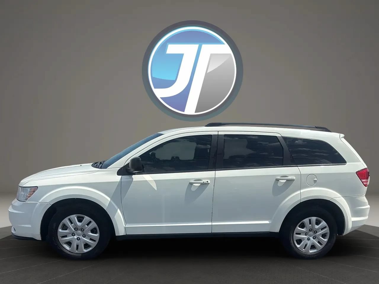 Used 2020 Dodge Journey SE w/ SE Popular Equipment Group FWD image 16