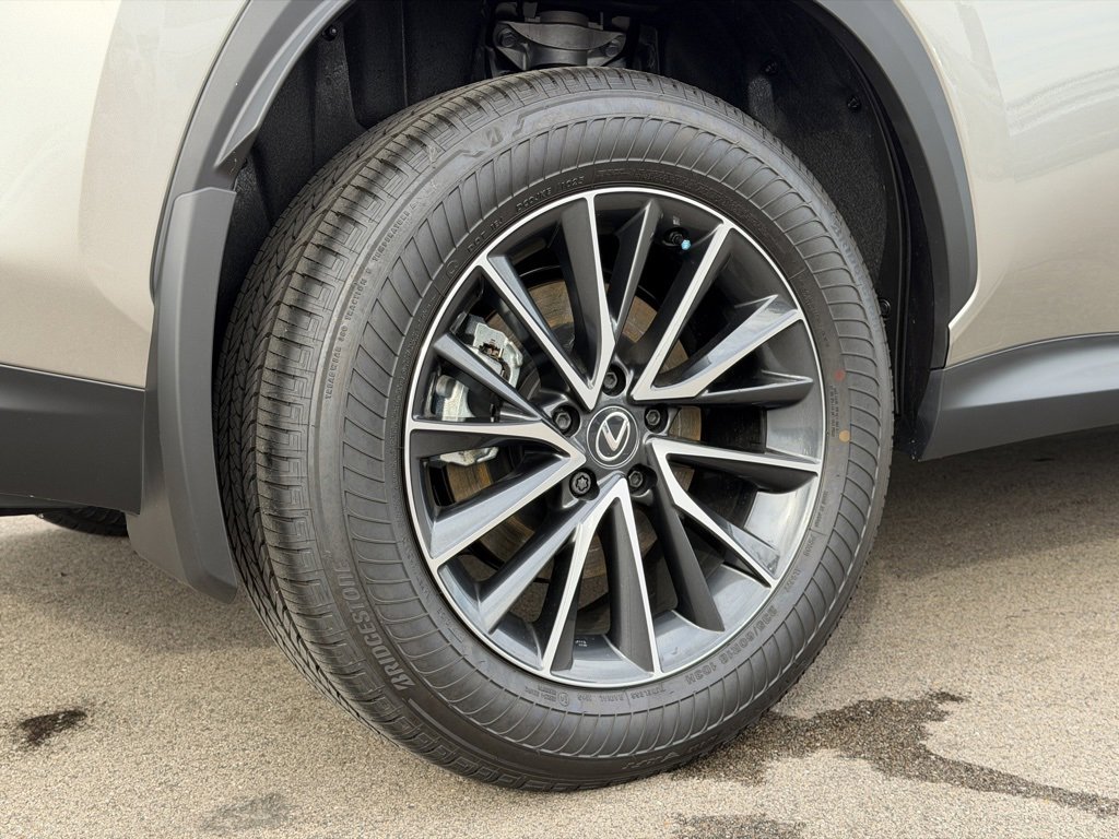 Used 2025 Lexus NX 350 AWD w/ Accessory Package (2T) image 30