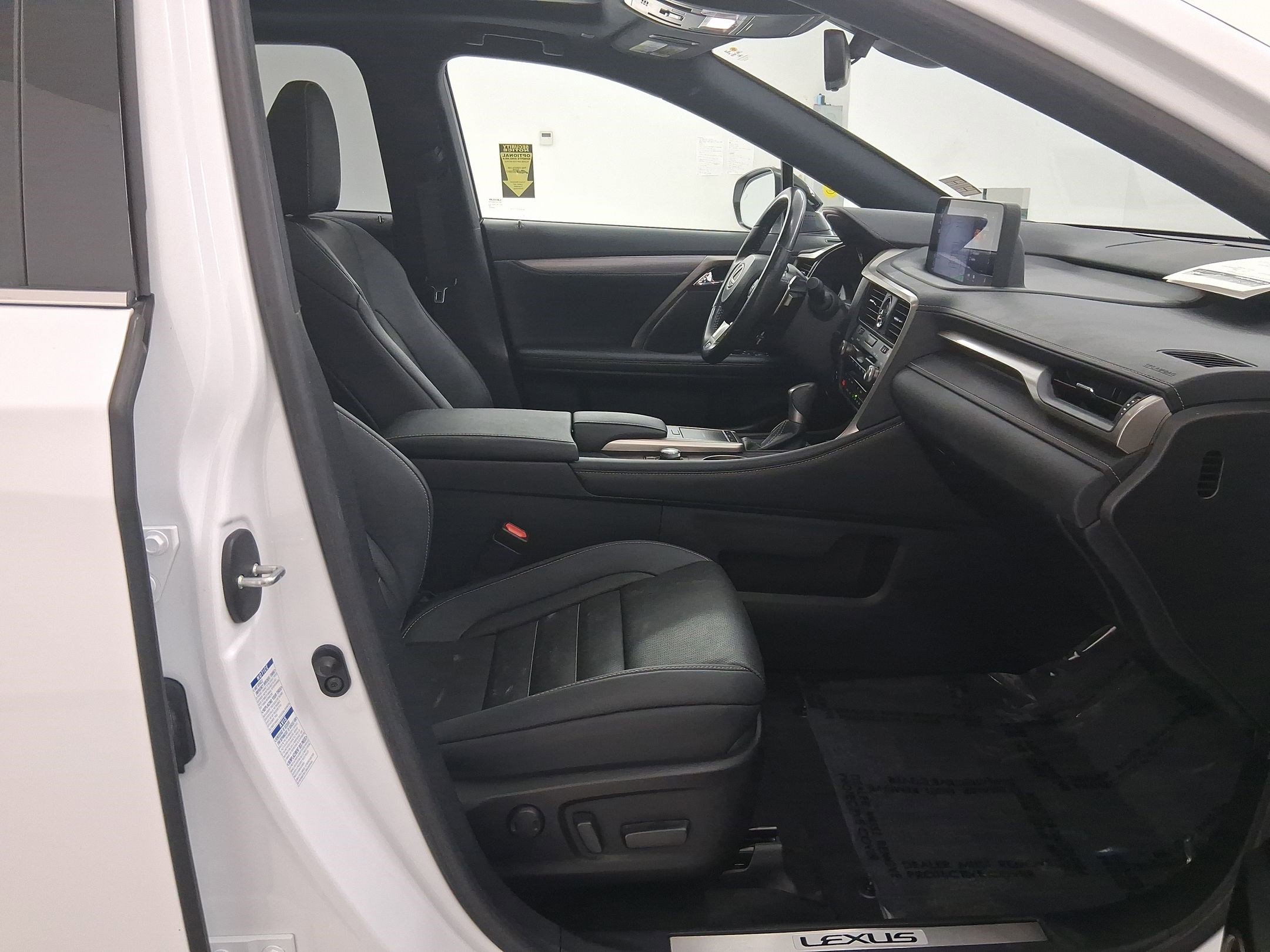 Certified 2022 Lexus RX 450h F Sport image 33