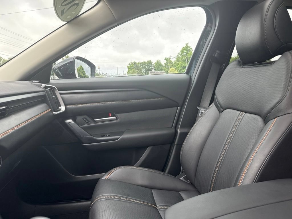Used 2025 MAZDA CX-50 AWD 2.5 Hybrid w/ Premium Pkg image 32