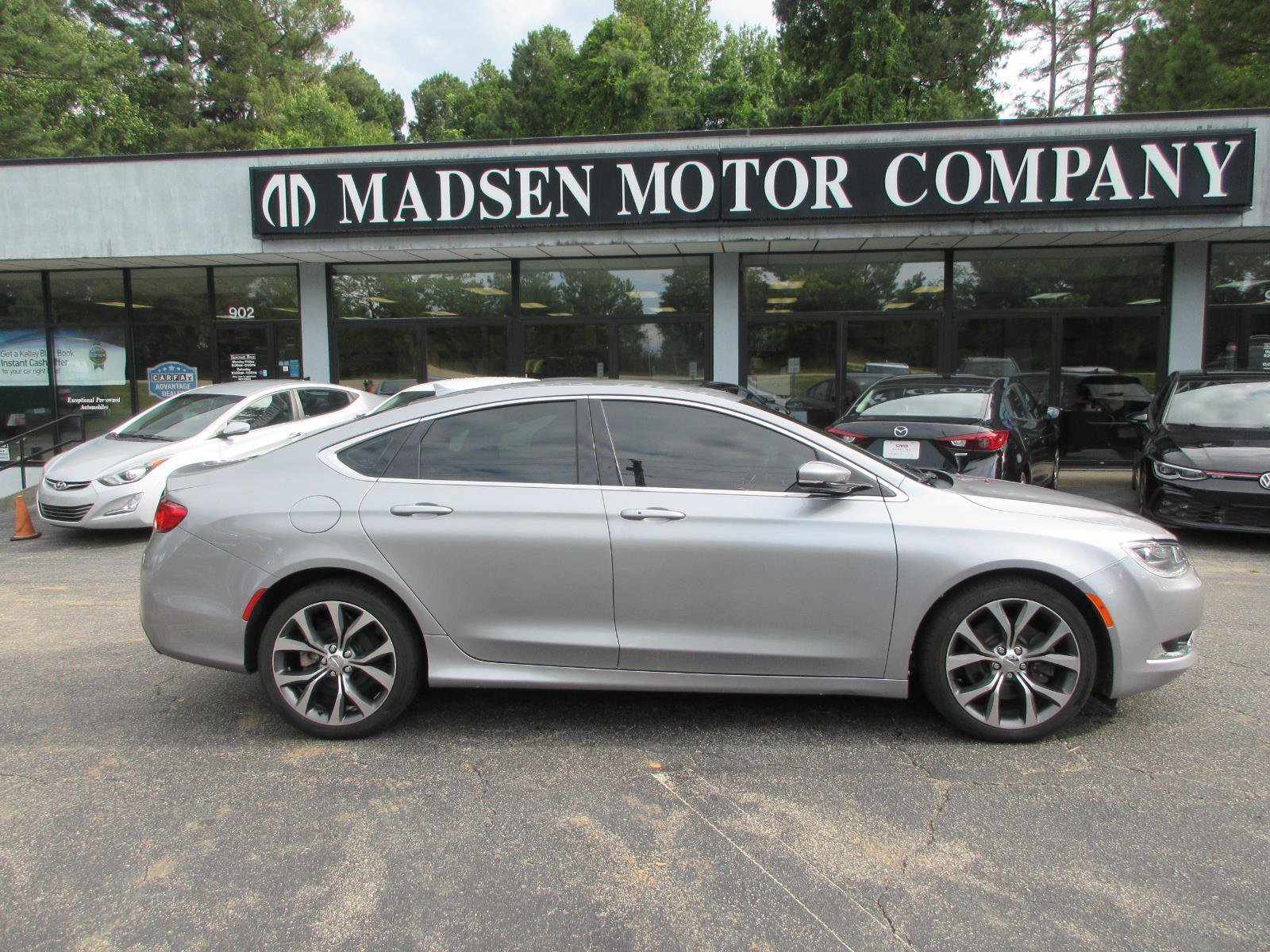 Used 2015 Chrysler 200 C w/ Navigation & Sound Group I FWD image 4