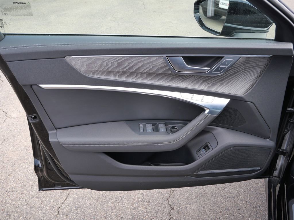 Used 2024 Audi A6 Premium Plus image 28