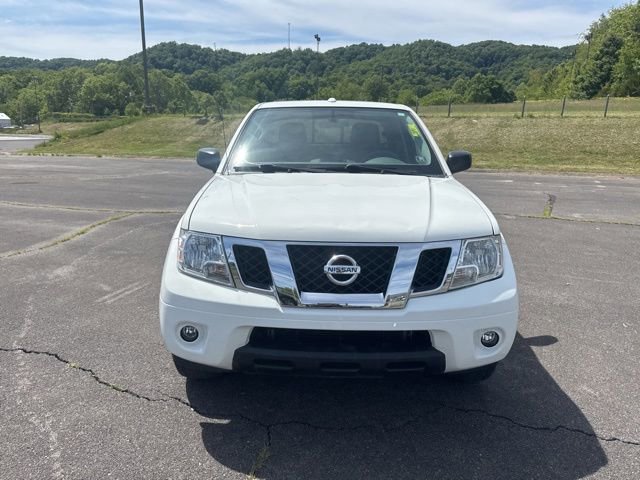 Used 2017 Nissan Frontier SV AWD/4WD image 3