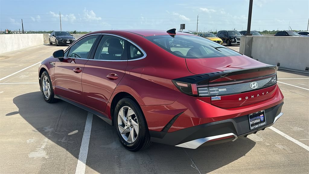 Used 2026 Hyundai Sonata SE FWD image 10