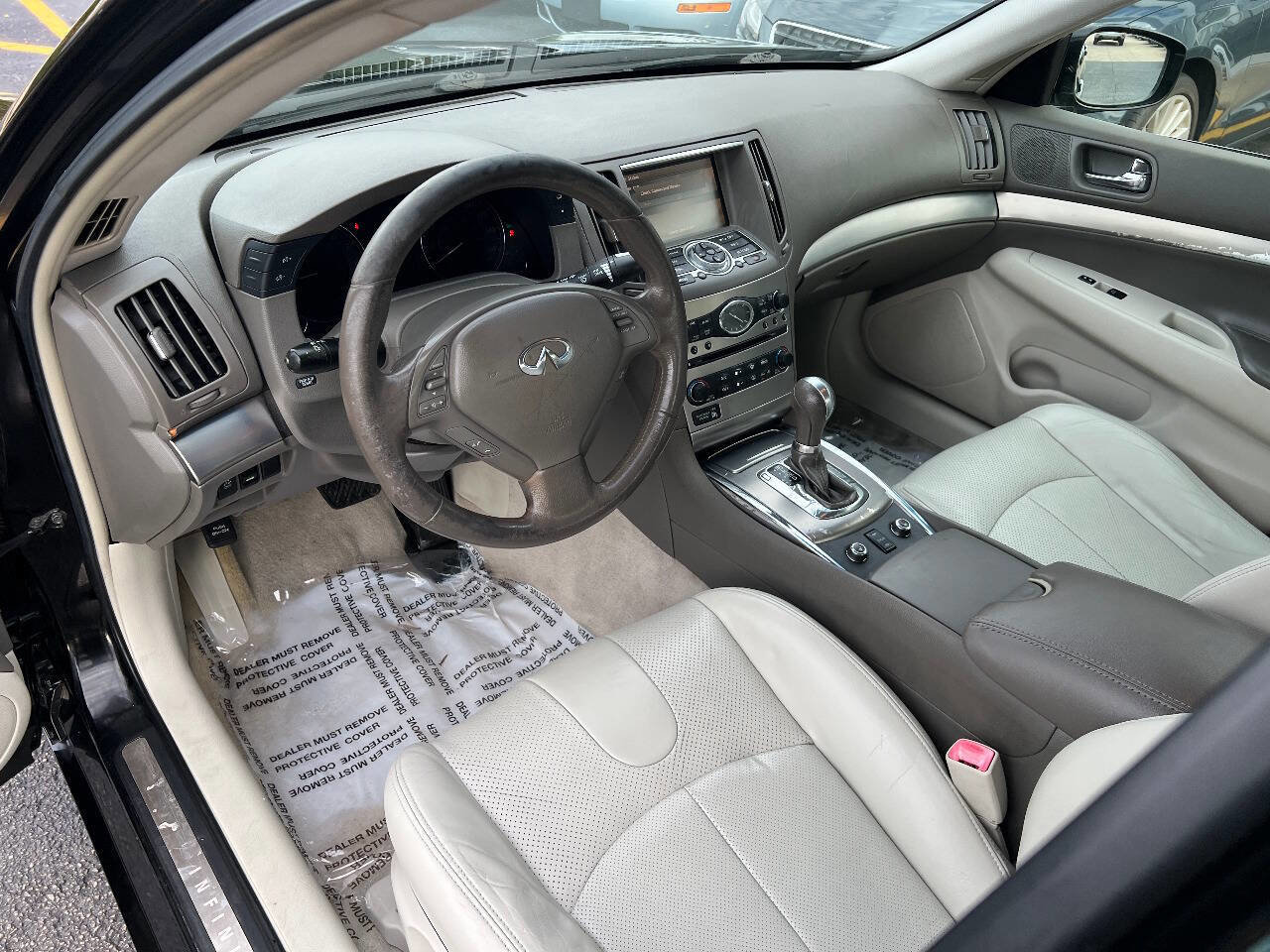 Used 2011 INFINITI G37 x Sedan AWD/4WD image 16