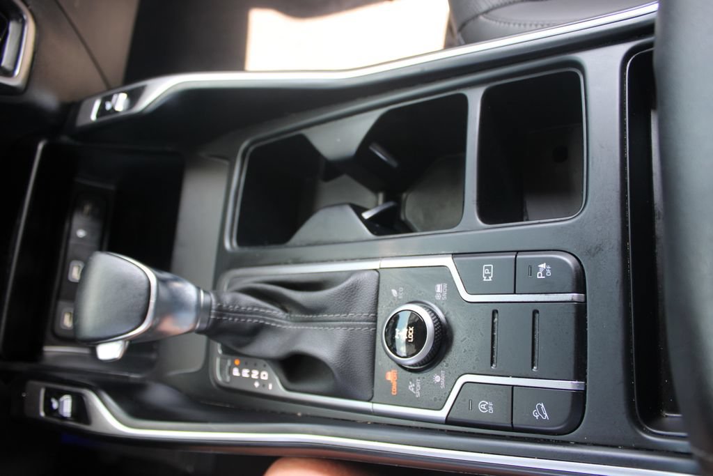 Used 2023 Kia Sorento S w/ Panoramic Sunroof Package AWD/4WD image 46
