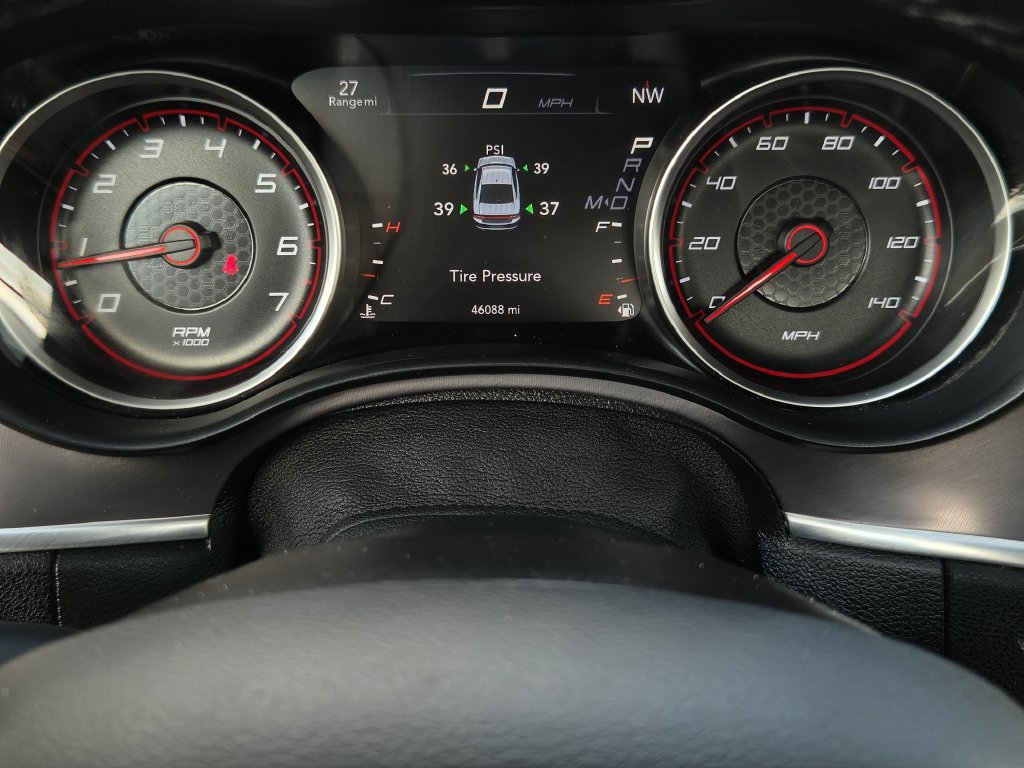 Used 2022 Dodge Charger SXT RWD image 12