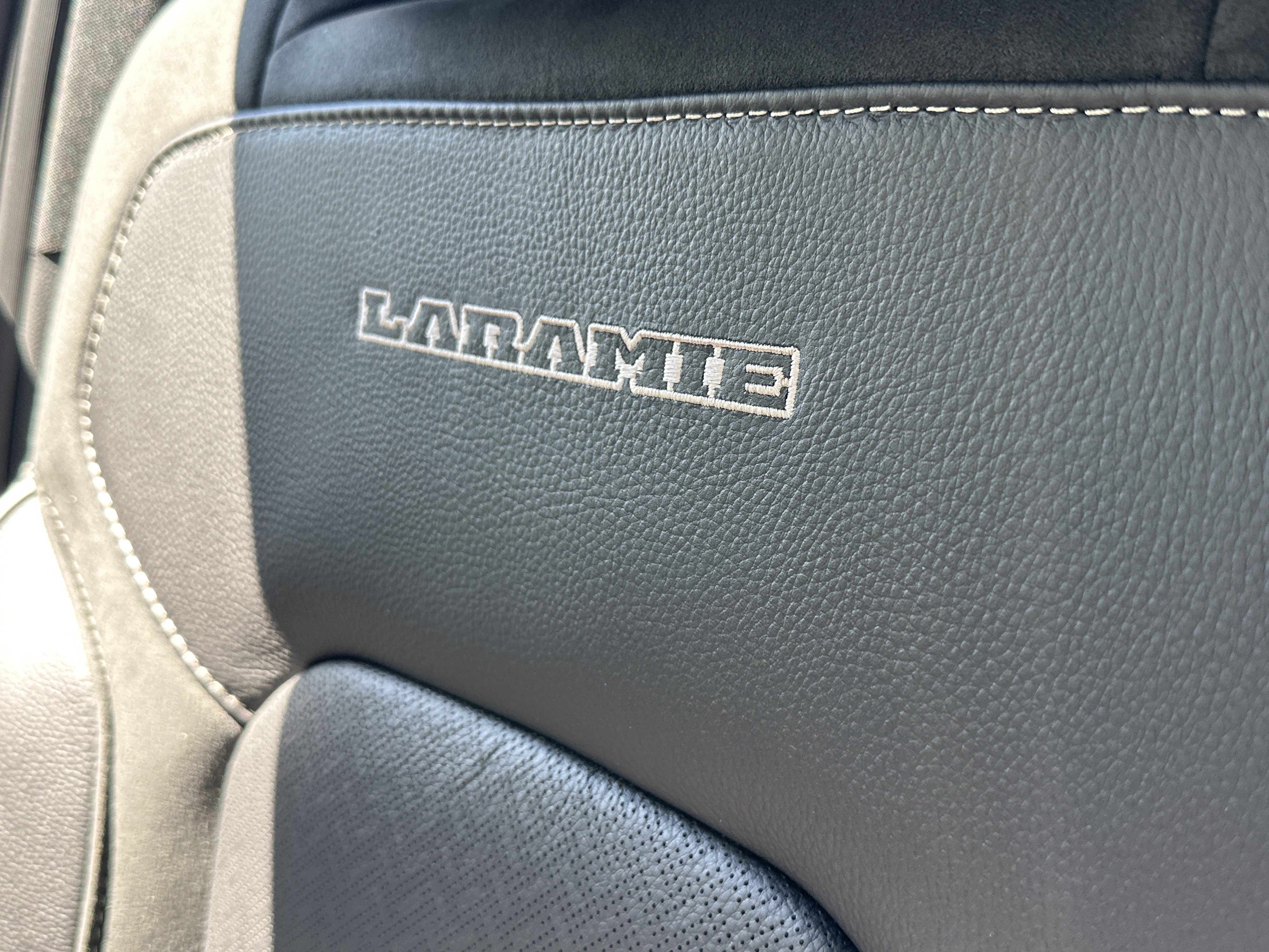 New 2026 RAM 1500 Laramie w/ Night Edition AWD/4WD image 4