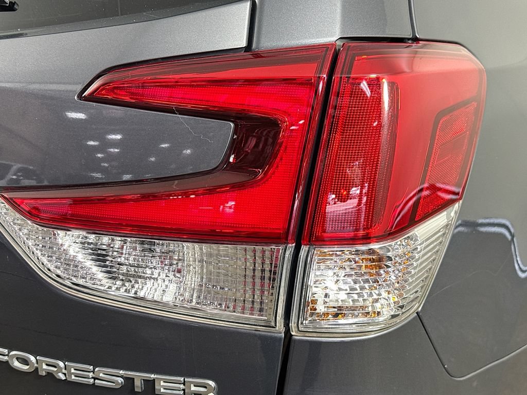 Used 2020 Subaru Forester Limited w/ Popular Package #3 AWD/4WD image 34