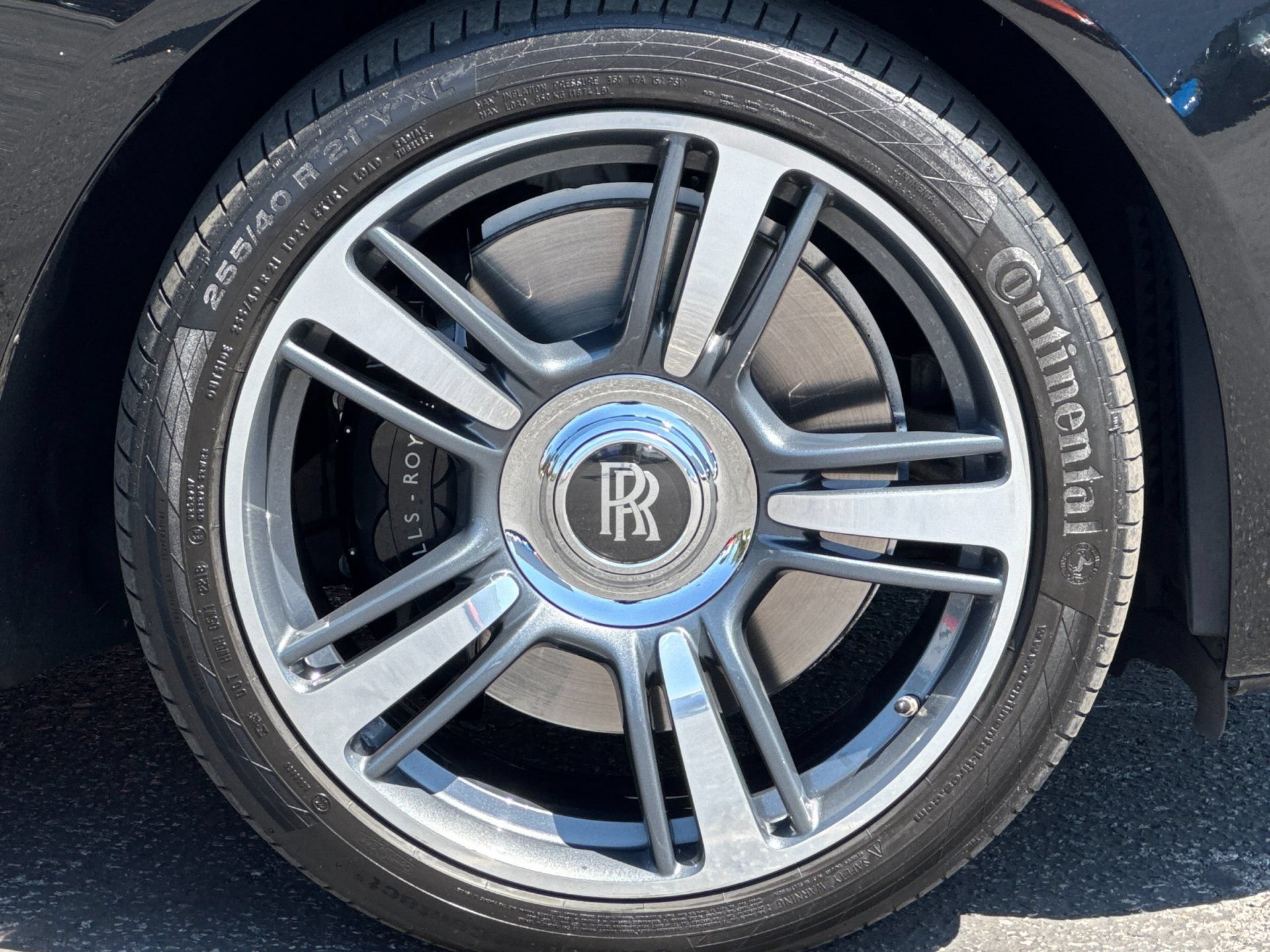 Certified 2014 Rolls-Royce Wraith RWD image 31