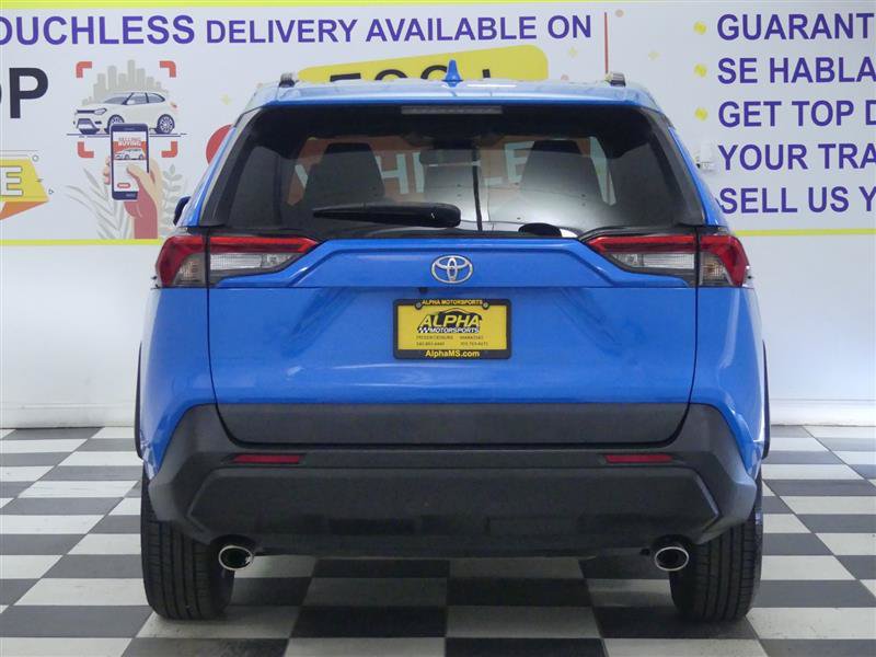 Used 2019 Toyota RAV4 XLE w/ All Weather Liner Package AWD/4WD image 5