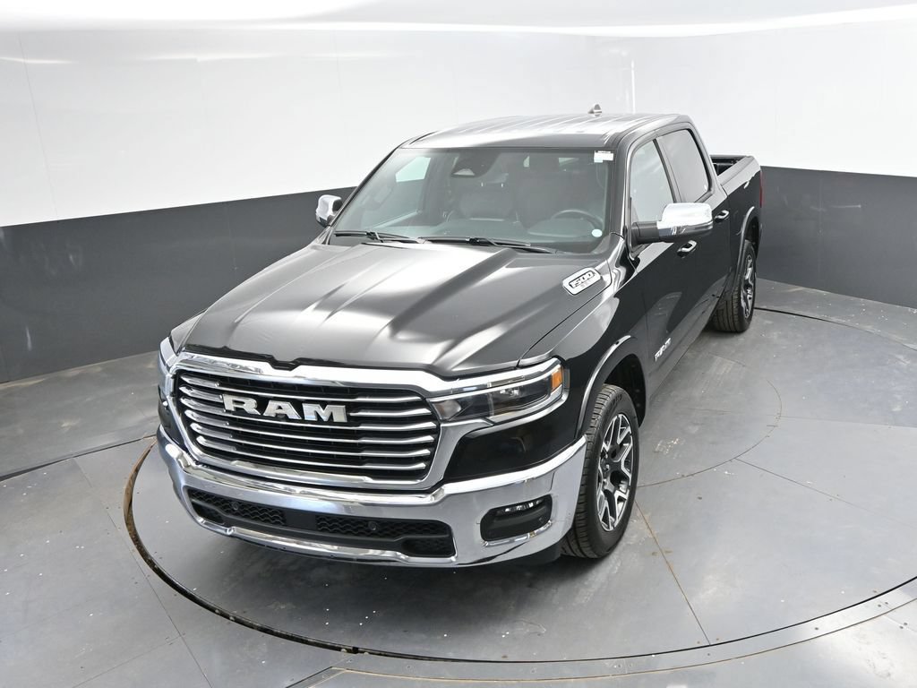 Used 2025 RAM 1500 Laramie AWD/4WD image 29