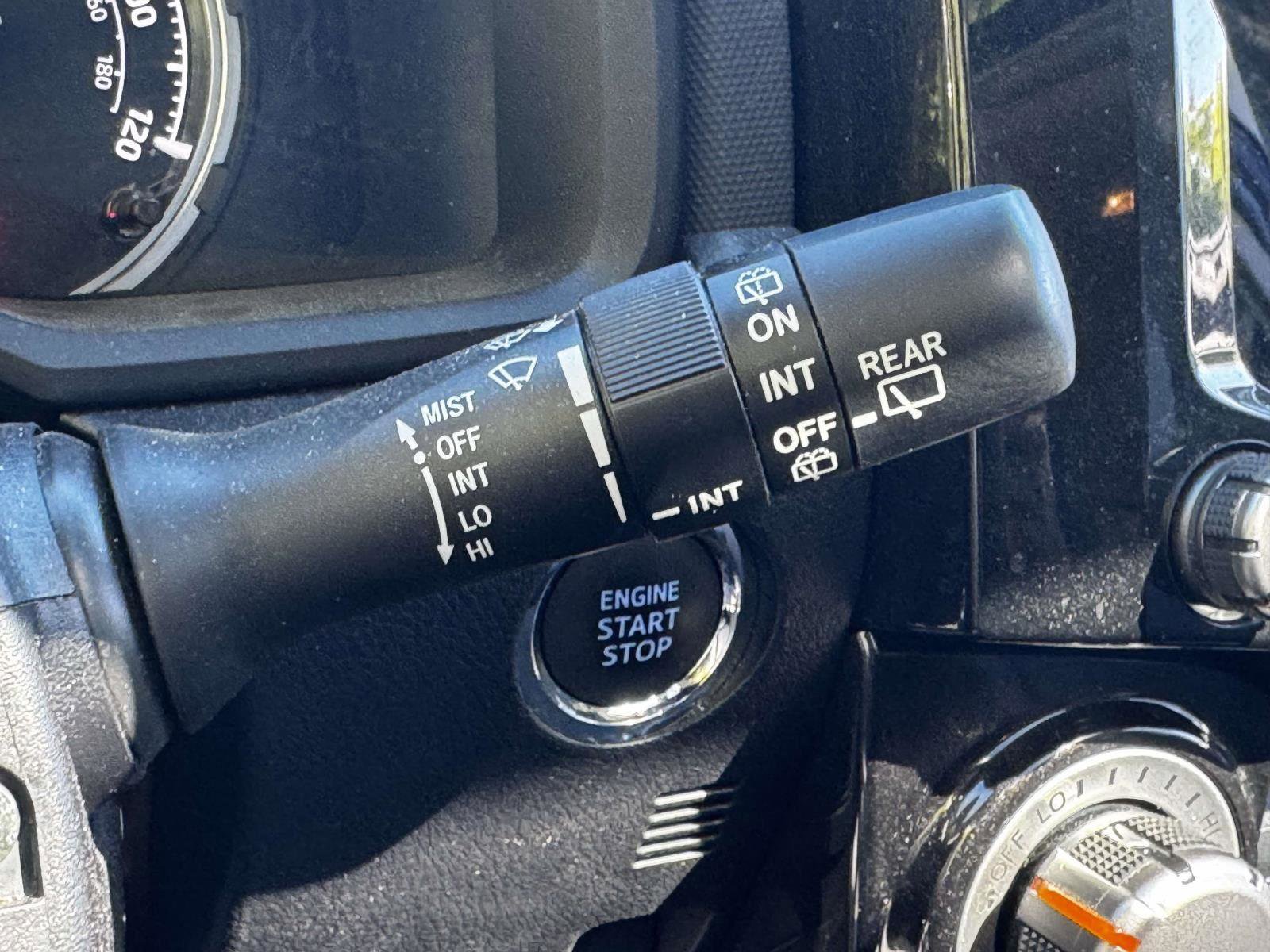 Certified 2022 Toyota 4Runner TRD Off-Road Premium AWD/4WD image 24