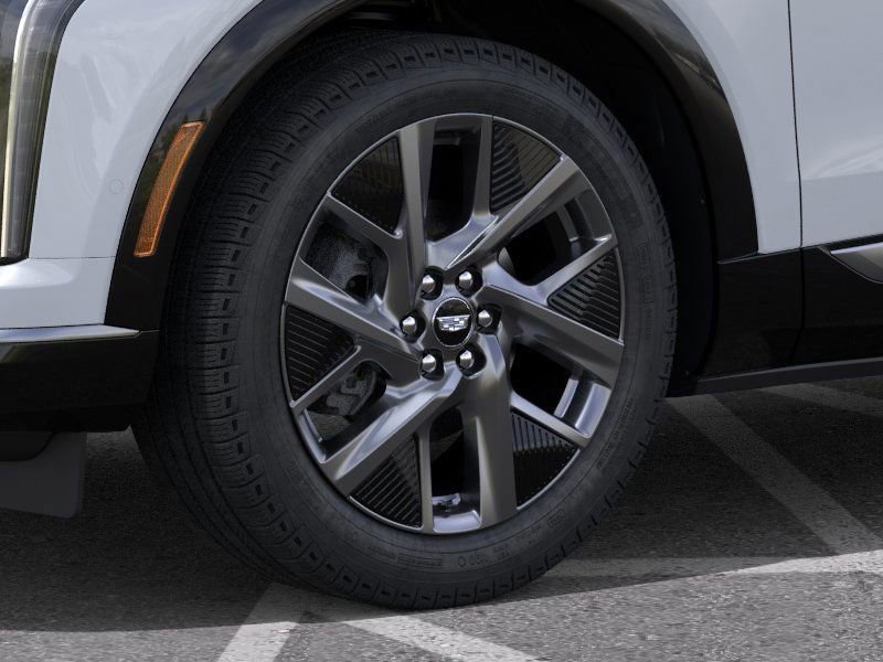 New 2026 Cadillac Optiq Luxury 1 image 9