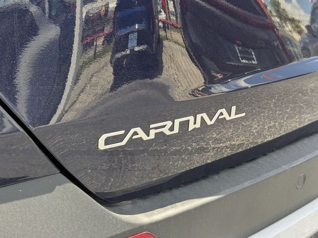 New 2026 Kia Carnival EX FWD image 13