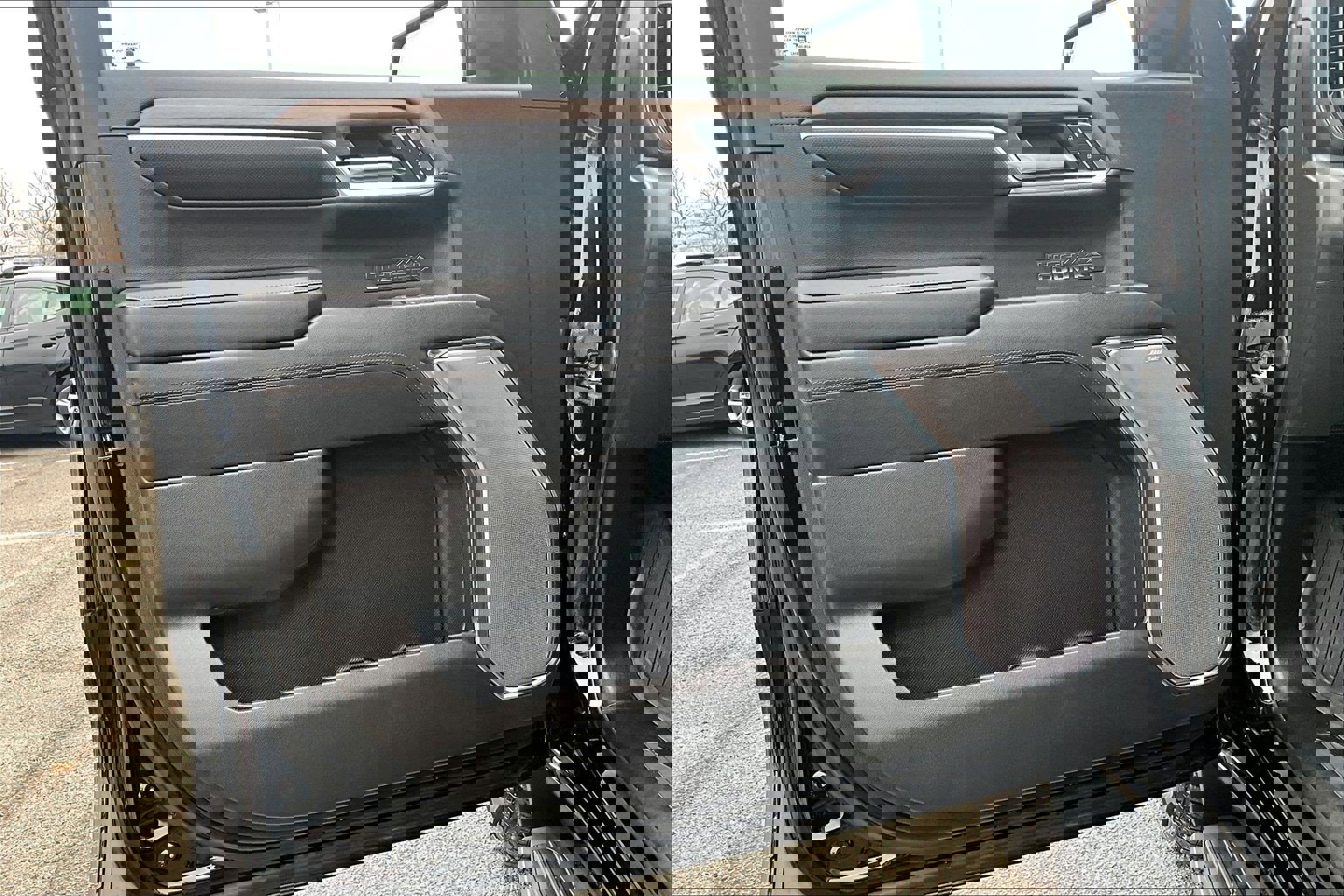 Used 2024 Chevrolet Silverado 1500 High Country w/ Z71 Off-Road Package image 21