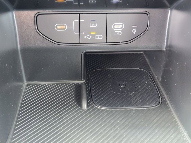 Used 2025 Kia Sorento S w/ Panoramic Sunroof Package image 25