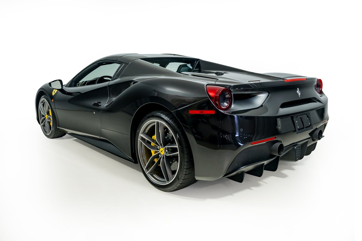 Certified 2017 Ferrari 488 Spider RWD image 4