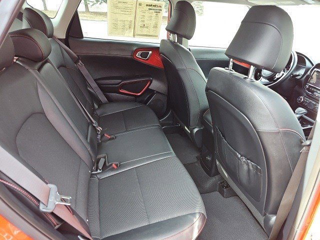 Used 2022 Kia Soul Turbo image 16