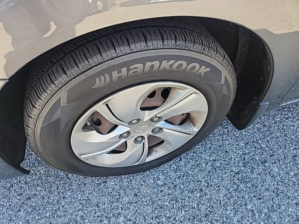 Used 2013 Honda Civic LX image 9