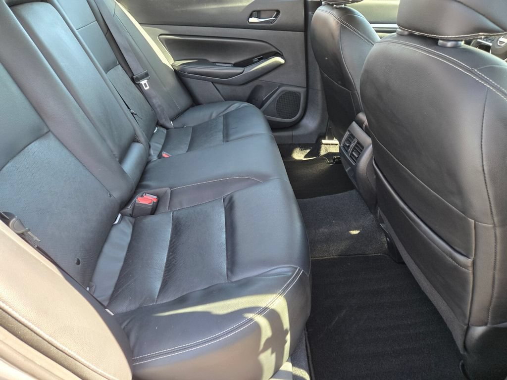 Certified 2023 Nissan Altima 2.5 SL FWD image 18