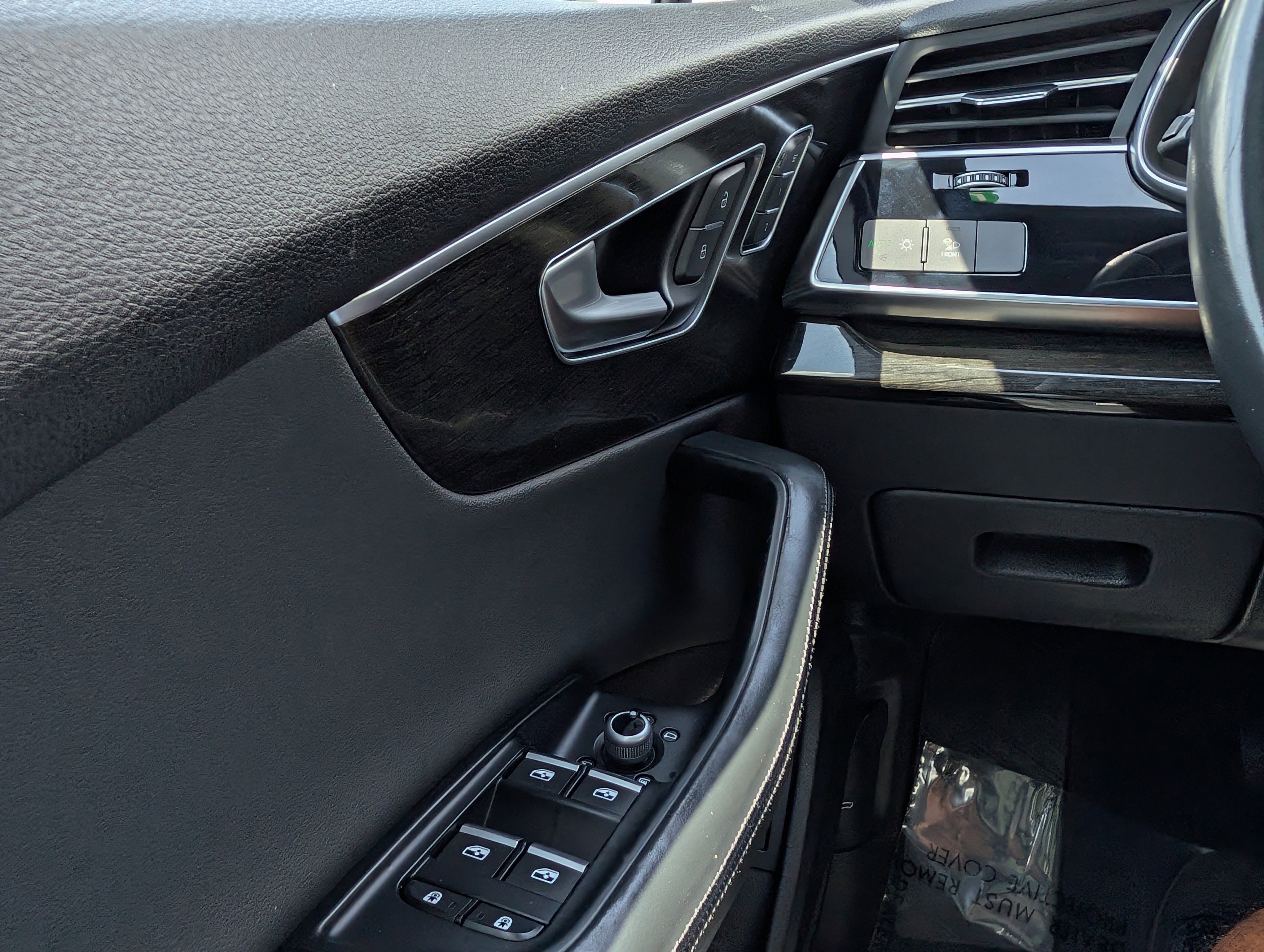 Used 2022 Audi Q7 3.0T Premium Plus AWD/4WD image 26