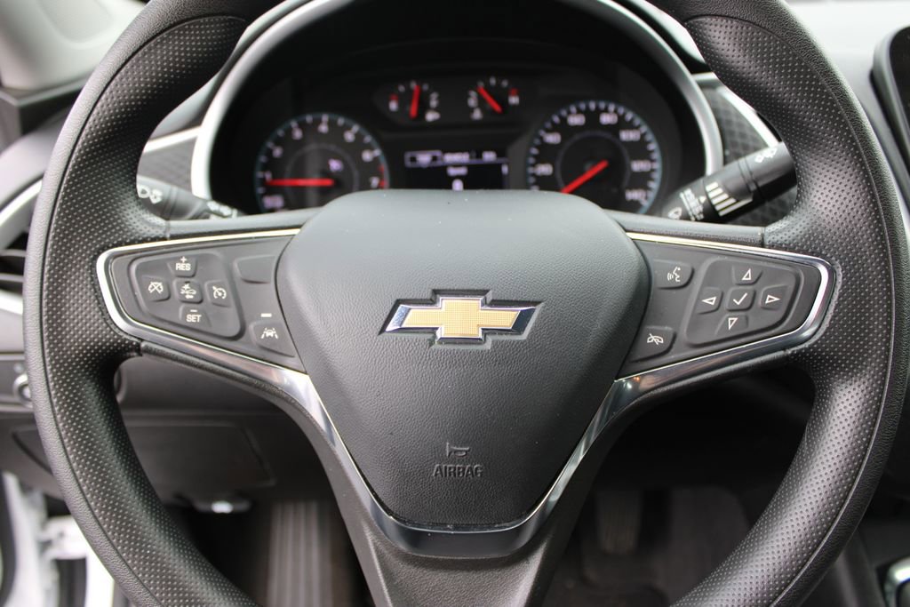 Used 2024 Chevrolet Malibu LT image 12