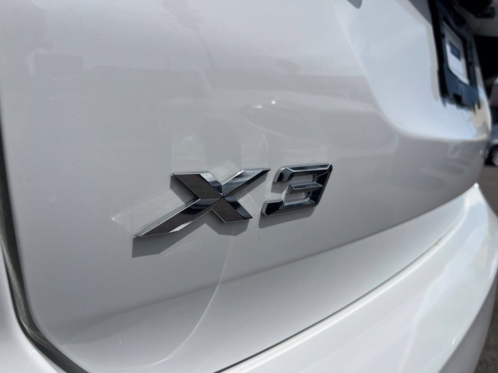 Used 2024 BMW X3 sDrive30i w/ M Sport Package RWD image 13